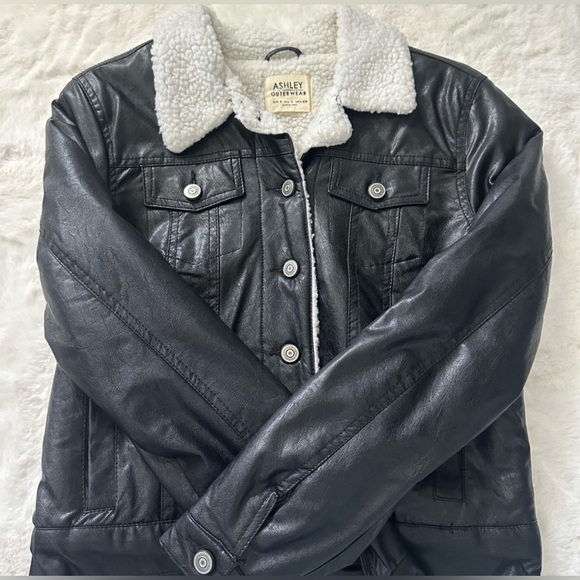 Ashley Outwear Jacket - Picture 4 of 4